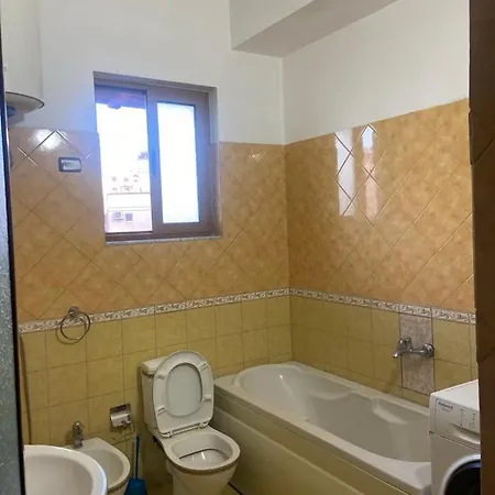 Villa Guest House 1 *
